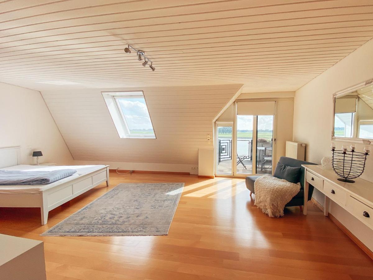 Rheinloft 3 - Grosse Giebelwohnung Mit Dachterrassen An Der Rheinpromenade Emmerich Exterior photo
