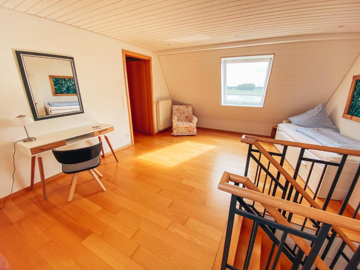 Rheinloft 3 - Grosse Giebelwohnung Mit Dachterrassen An Der Rheinpromenade Emmerich Exterior photo